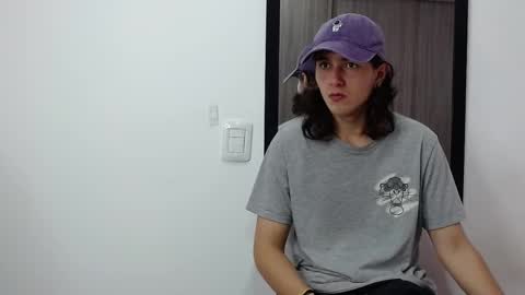 alex_connorr online show from 02.14.25