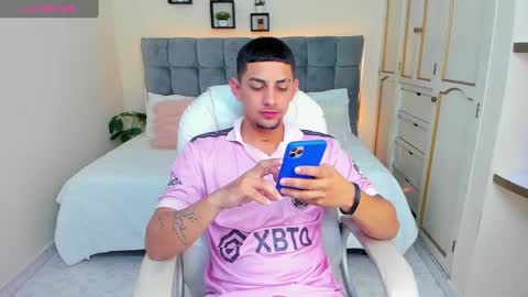 alex online show from 02.18.25