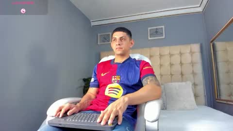 alex online show from 09.23.25