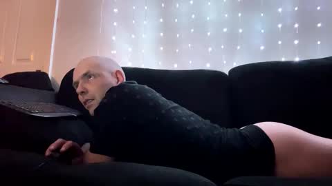 Snapshot of alex_essex69 chatting on 10.14.25 alex_essex69 online show from 10.14.25