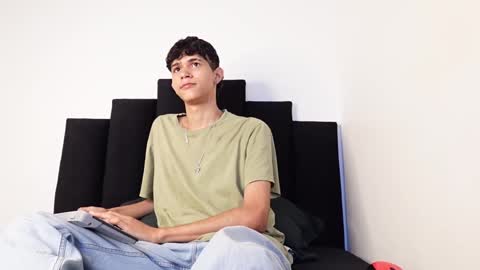 Snapshot of alex_mark_ chatting on 10.15.25 alex_mark_ online show from 10.15.25