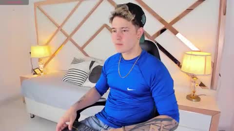 Snapshot of alex_pierce_ chatting on 02.17.26 Alex online show from 02.17.26