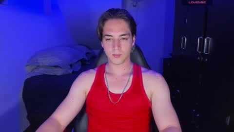 Snapshot of alex_smith0 chatting on 09.20.25 online show from 09.20.25