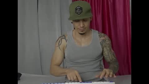 alex_sthorm online show from 01.02.25