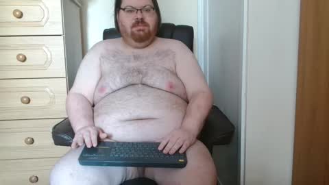 Snapshot of alex_tng_logan chatting on 04.27.26 alex_tng_logan online show from 04.27.26