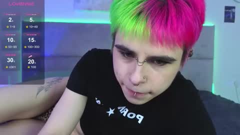 Alex Valley online show from 10.18.25