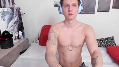 Alex WandHot online show from 01.22.25