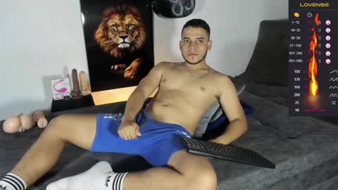 Snapshot of alex_woll11 chatting on 02.02.25 Alex Woll online show from 02.02.25