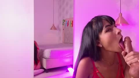 ALEXA DELCASTILLO online show from 06.17.26