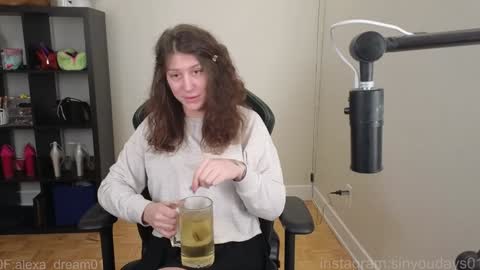 dont be afraid to click social media link its  working  just click on that  online show from 12.22.25