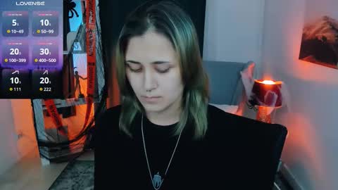 Snapshot of alexa_lexi chatting on 10.26.25 alexa_lexi online show from 10.26.25