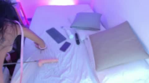 Alexa Millers online show from 03.02.25