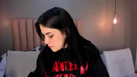 Alexa Thaylor online show from 01.16.25