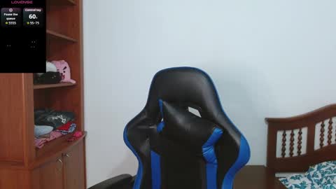 Snapshot of alexaa08 chatting on 09.21.25 Alexandra 3 online show from 09.21.25