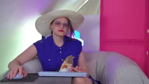 Snapshot of alexaavery chatting on 06.23.26 AlexaAvery online show from 06.23.26
