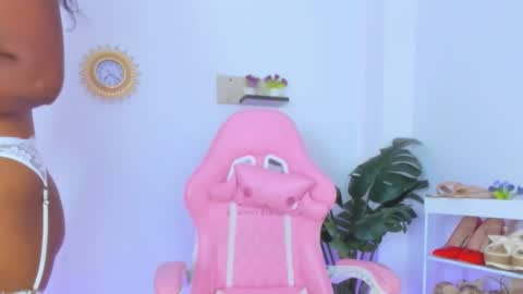 Alexa Jhonson online show from 11.16.25