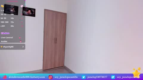 Alexandra Castillo online show from 12.25.24