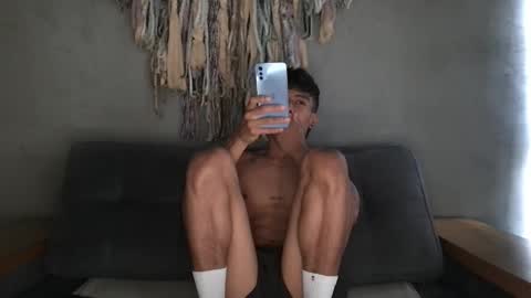 Snapshot of alexanddani chatting on 09.09.25 Alex Dani online show from 09.09.25