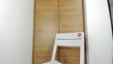 Snapshot of alexander__lips chatting on 12.21.24 alexander__lips online show from 12.21.24