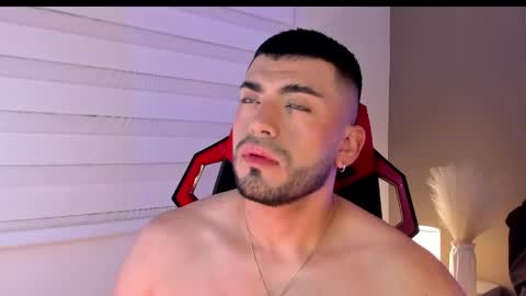 Alexander Diaz online show from 04.21.26