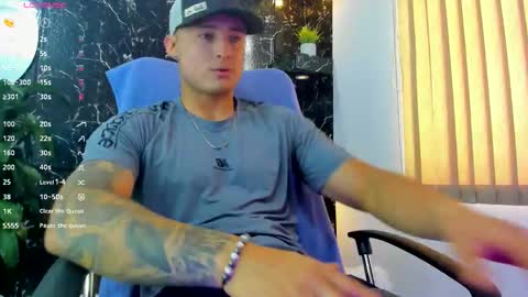 Snapshot of alexander_ferre chatting on 09.20.25 Alexander online show from 09.20.25