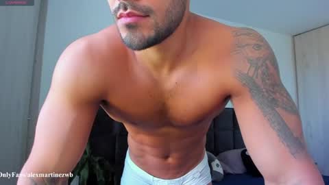 Snapshot of alexander_martines chatting on 06.14.26 Onlyfansalexmartinezwb Instagram alexwbmartinez Twitter martinezcb937 online show from 06.14.26