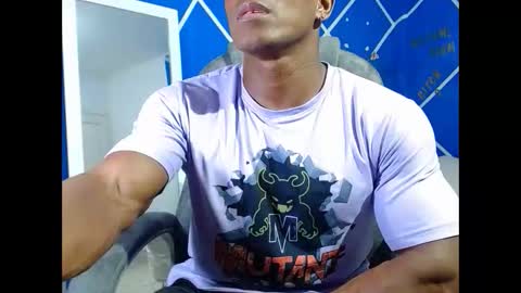 Snapshot of alexander_megan chatting on 12.03.24 alexander online show from 12.03.24