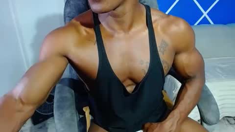 Snapshot of alexander_megan chatting on 01.23.25 alexander online show from 01.23.25