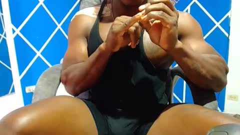 Snapshot of alexander_megan chatting on 10.17.25 alexander online show from 10.17.25