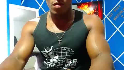 Snapshot of alexander_megan chatting on 10.28.25 alexander online show from 10.28.25