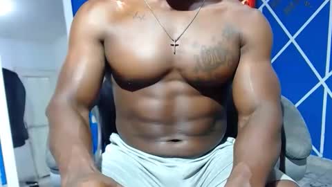 Snapshot of alexander_megan chatting on 12.20.25 alexander online show from 12.20.25