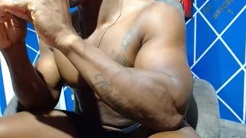 Snapshot of alexander_megan chatting on 01.11.26 alexander online show from 01.11.26