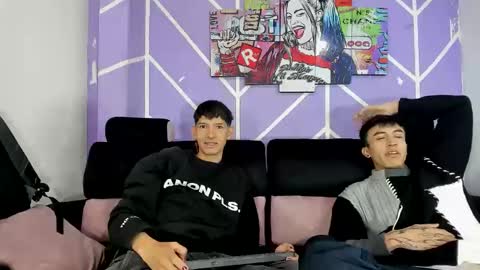 chicos hot online show from 04.13.26