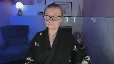 Snapshot of alexandra_kind chatting on 01.03.25 Alexandra online show from 01.03.25