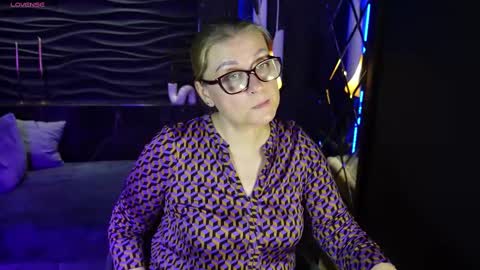 Snapshot of alexandra_kind chatting on 02.20.25 Alexandra online show from 02.20.25