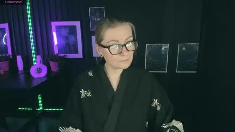 Snapshot of alexandra_kind chatting on 02.28.25 Alexandra online show from 02.28.25