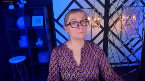 Snapshot of alexandra_kind chatting on 03.03.25 Alexandra online show from 03.03.25