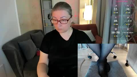 Snapshot of alexandra_kind chatting on 05.12.26 Alexandra online show from 05.12.26