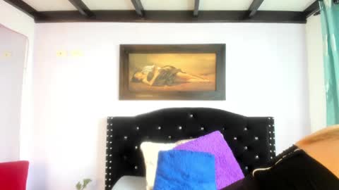 Snapshot of alexandra_torress chatting on 11.01.25 alexandra online show from 11.01.25