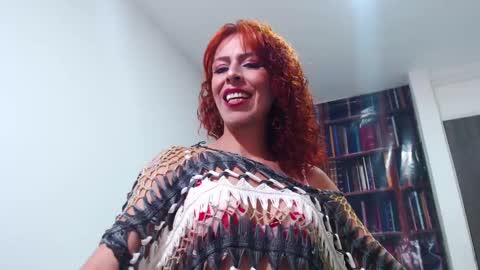 Snapshot of alexandrahornysexi chatting on 03.05.25 alexandra online show from 03.05.25