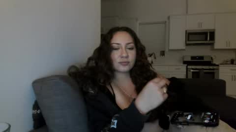 Snapshot of alexandrarose77 chatting on 05.27.26 AlexandraRose0777 online show from 05.27.26