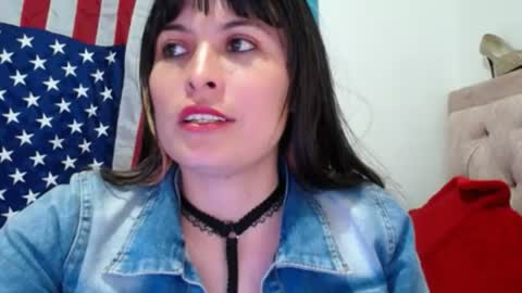 Snapshot of alexandrasaen chatting on 06.15.26 alexandrasaen online show from 06.15.26
