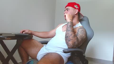 Snapshot of alexandro_king chatting on 01.05.25 ALEX online show from 01.05.25