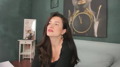 Snapshot of alexanikole chatting on 02.19.26 AlexaNikole online show from 02.19.26