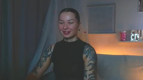 Snapshot of alexasven chatting on 05.29.26 Alex DONT FORGET GIVE ME THUMBS UP online show from 05.29.26