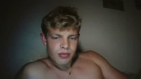 Snapshot of alexcoxx21 chatting on 07.28.26 alexcoxx21 online show from 07.28.26