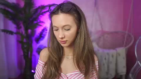 Alexia online show from 07.14.26