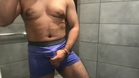 Snapshot of alexis69mm chatting on 12.25.24 Alex online show from 12.25.24