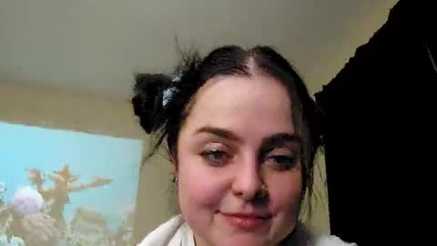 AlexisOnFire1312 online show from 11.06.25