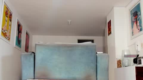 Alexis London online show from 01.17.25